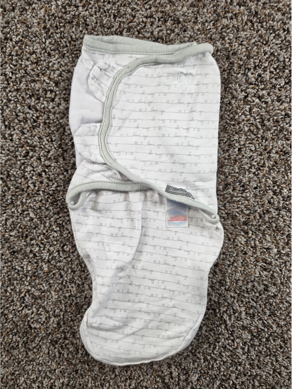 Sz SM/M light gray Script SwaddleMe by Ingenuity Original Swaddle blanket